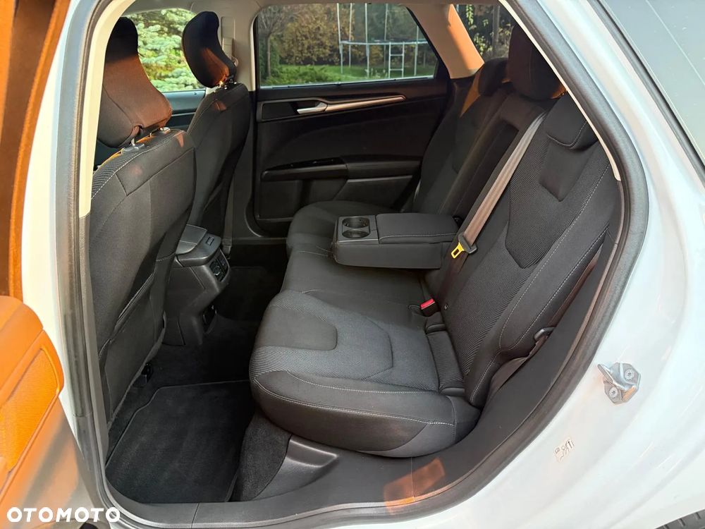 Ford Mondeo 2.0 TDCi Ambiente - 15