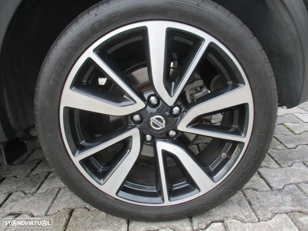 Nissan Qashqai 1.6 dCi Tekna Premium S Alcantara - 31
