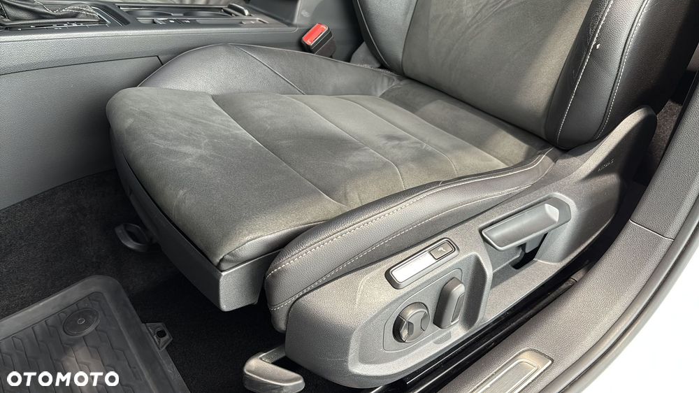Volkswagen Arteon 2.0 TSI R-Line DSG - 13