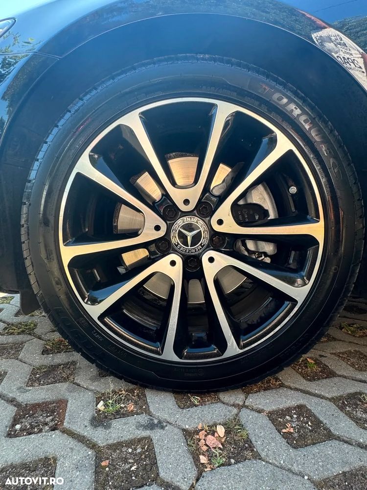 Mercedes-Benz E 220 d Aut. - 23