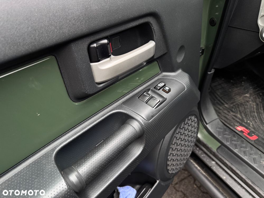 Toyota FJ 4.0 4x4 - 18
