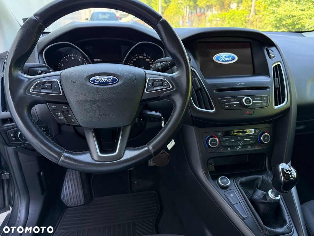 Ford Focus 1.0 EcoBoost Start-Stopp-System SYNC Edition - 10