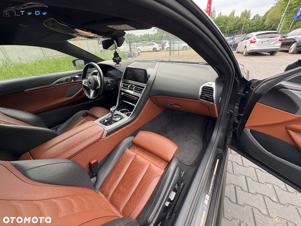 BMW Seria 8 - 29