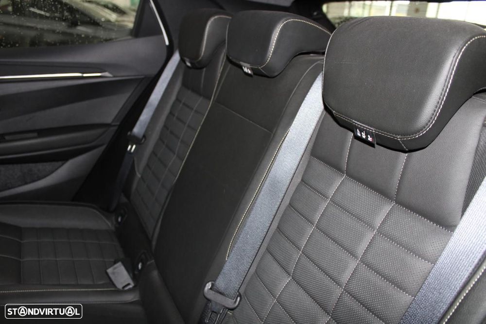 Renault Mégane E-Tech EV60 Iconic Autonomia Conforto - 17