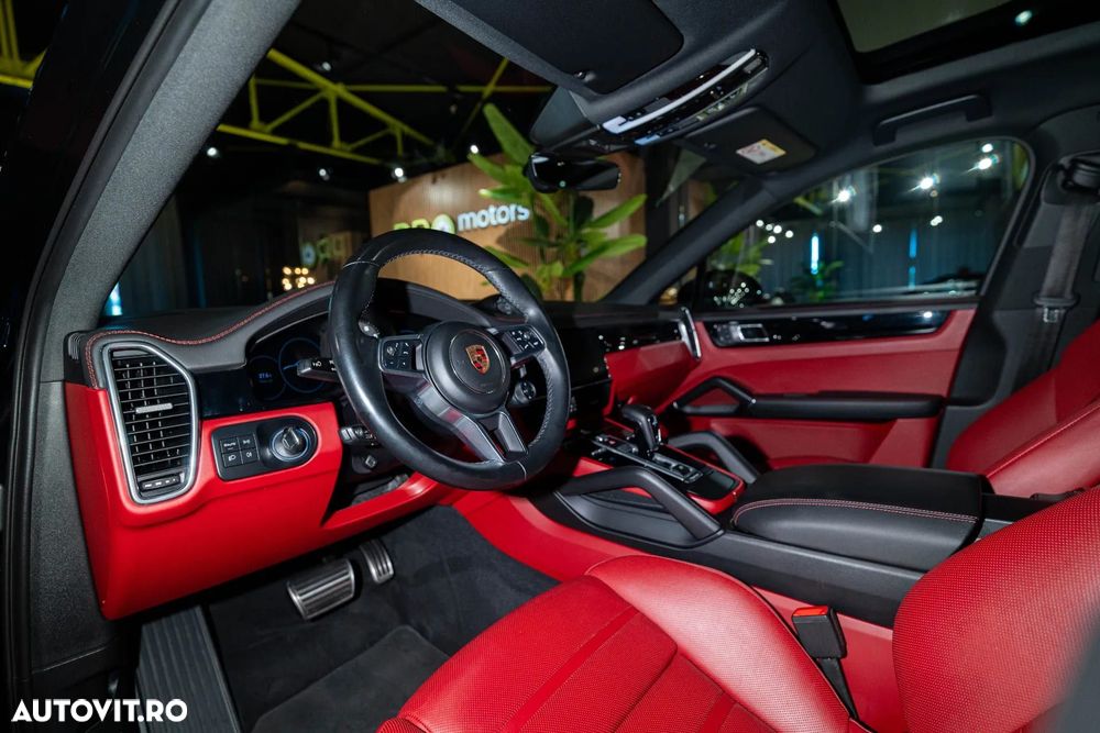 Porsche Cayenne Coupe - 22