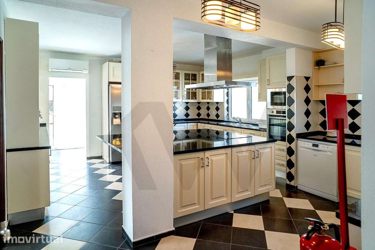 Moradia T3 com Piscina | Junto à Herdade da Aroeira - Grande imagem: 5/31