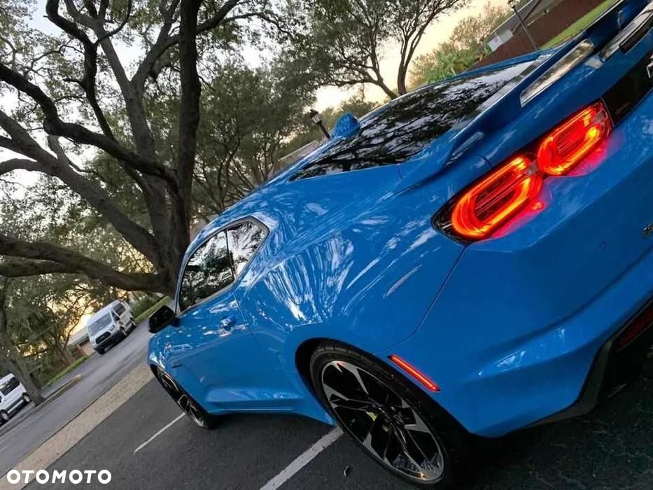 Chevrolet Camaro 2.0 - 18