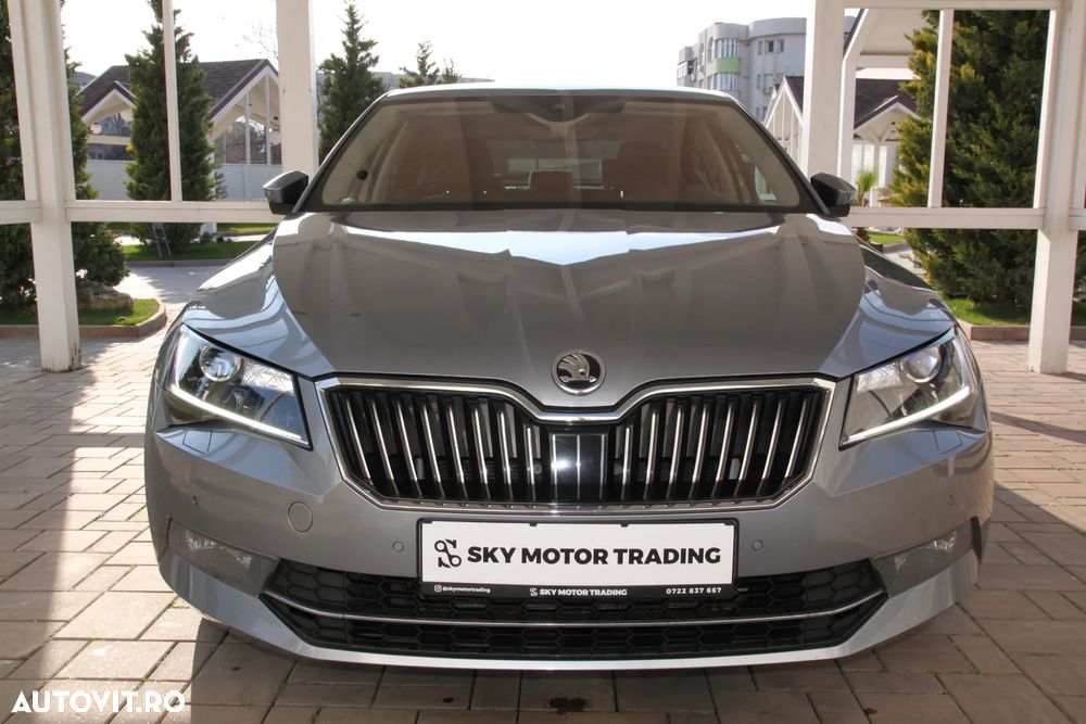 Skoda Superb 2.0 TDI DSG Sportline - 4