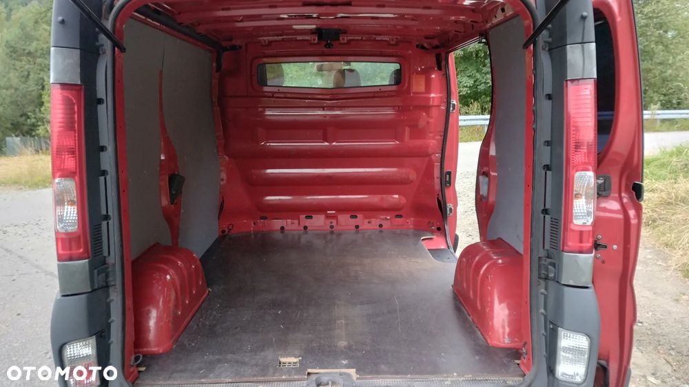 Renault TRAFIC - 13