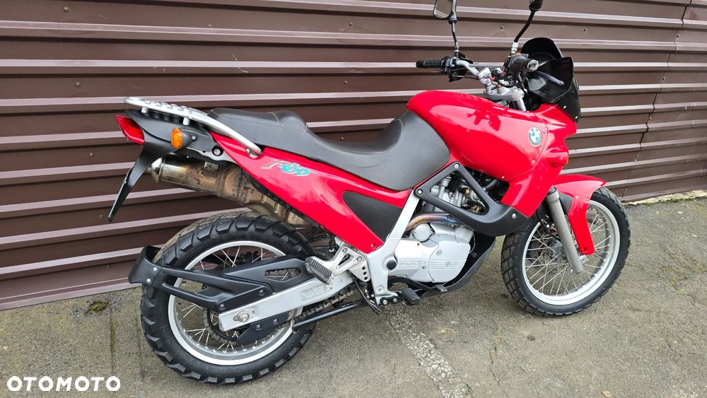 BMW F - 16
