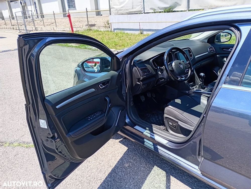 Renault Megane - 12