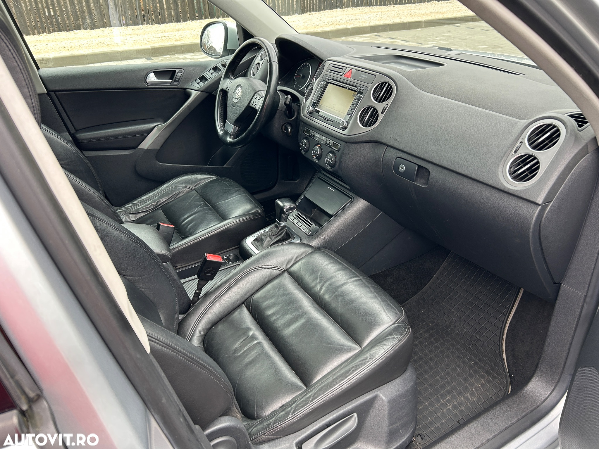 Volkswagen Tiguan 2.0 TDI 4Motion Track & Style - 8