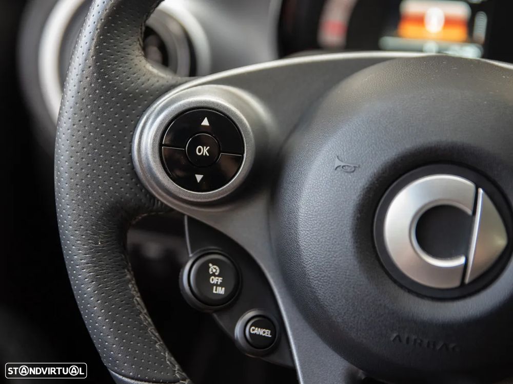 Smart ForFour EQ pulse - 19