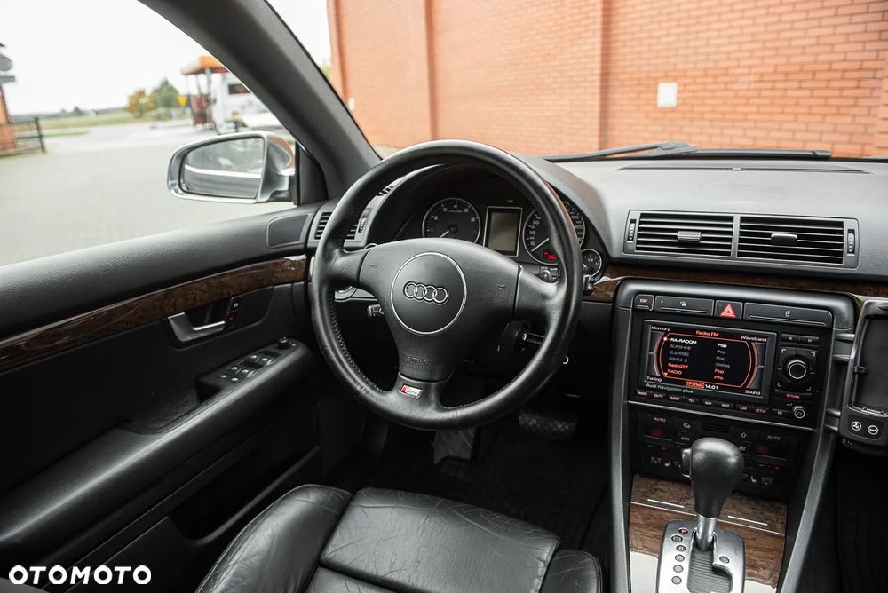 Audi S4 Avant tiptronic - 26