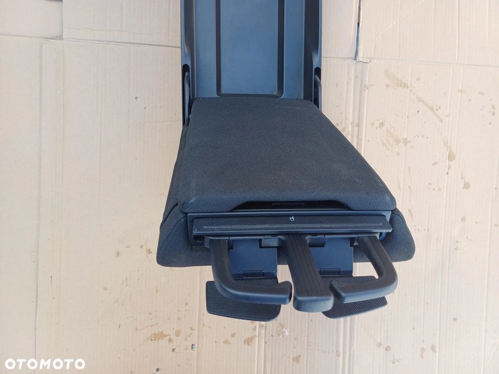 Podłokietnik cupholder tył passat B6 skoda octavia II oryginał - 7