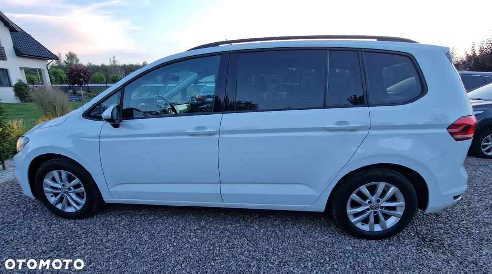 Volkswagen Touran 1.6 TDI SCR (BlueMotion Technology) Comfortline - 17