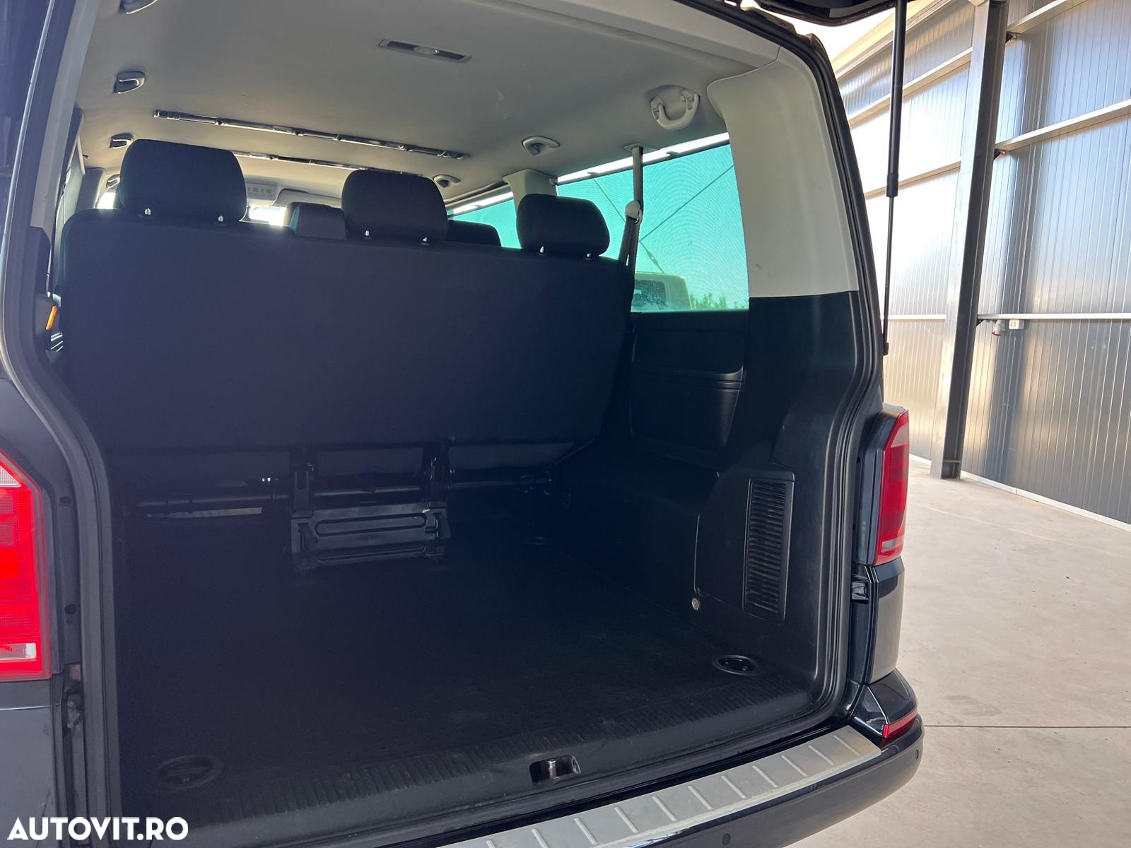 Volkswagen Caravelle T6 2.0 TDI LR Comfortline - 20