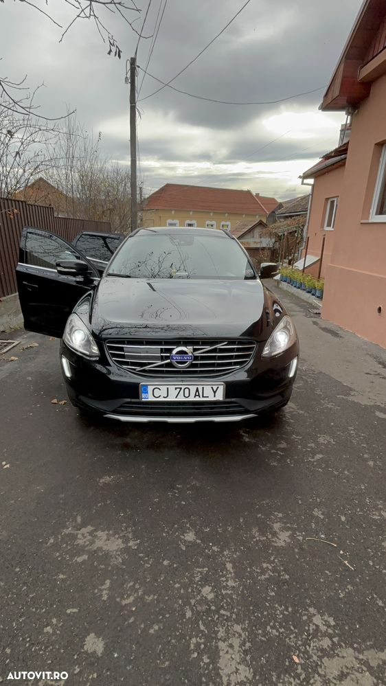 Volvo XC 60 D5 AWD Geartronic Ocean Race - 23