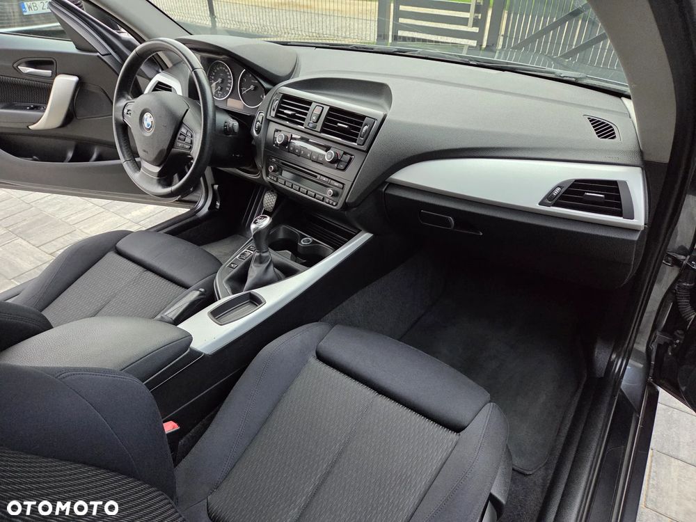 BMW Seria 1 114d Advantage - 24