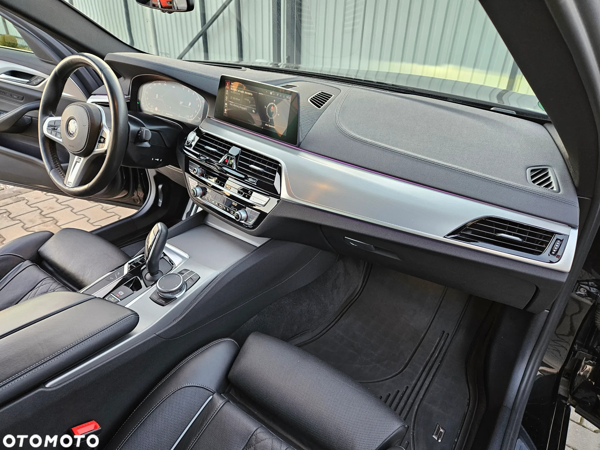 BMW Seria 5 540i xDrive M Sport sport - 29
