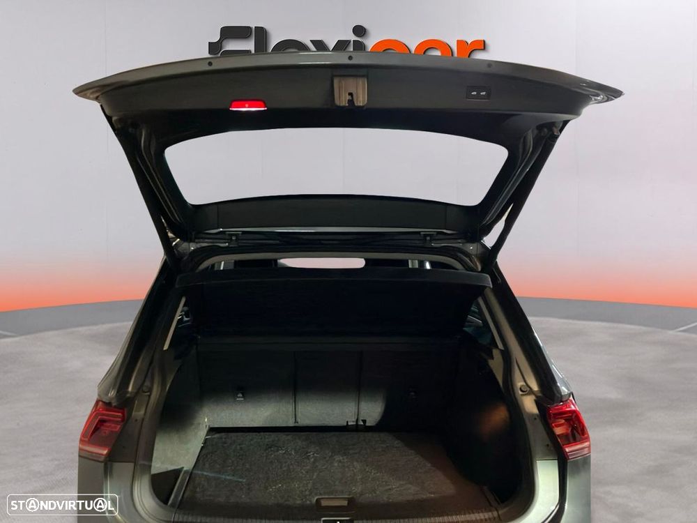 VW Tiguan 2.0 TDI Highline DSG 4Motion - 16