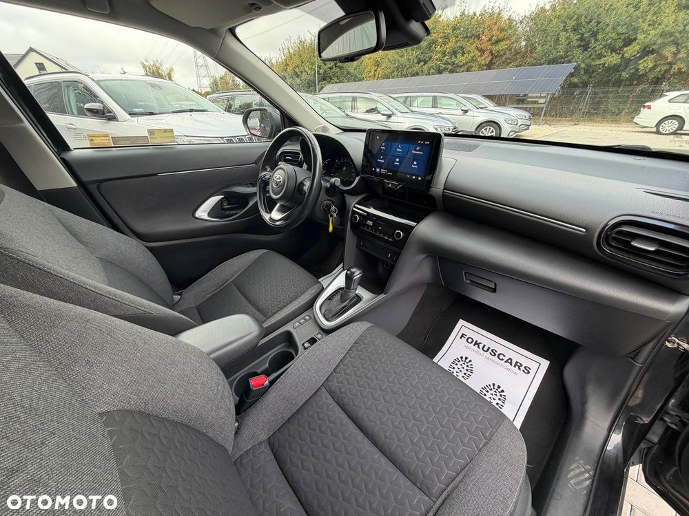 Toyota Yaris Cross Hybrid 1.5 Comfort - 30