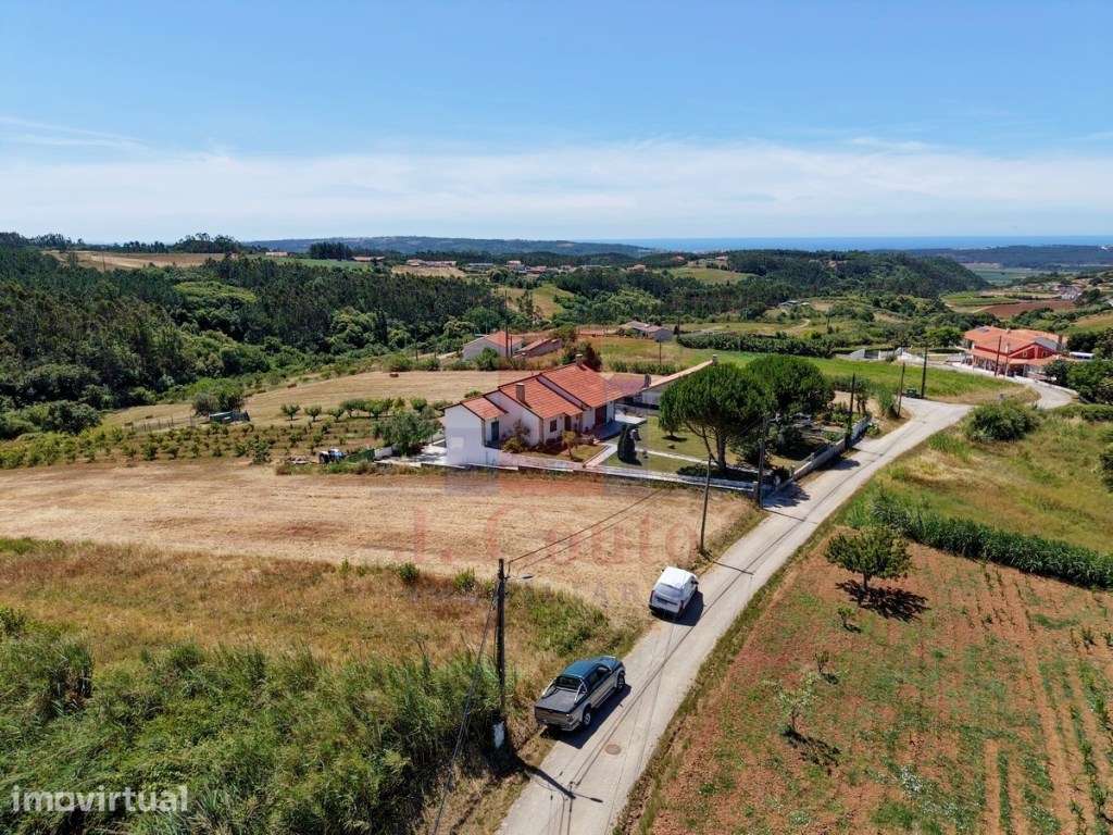 Terreno para Construção com Vista Campo e Mar Próximo da Nazaré - Grande imagem: 4/8