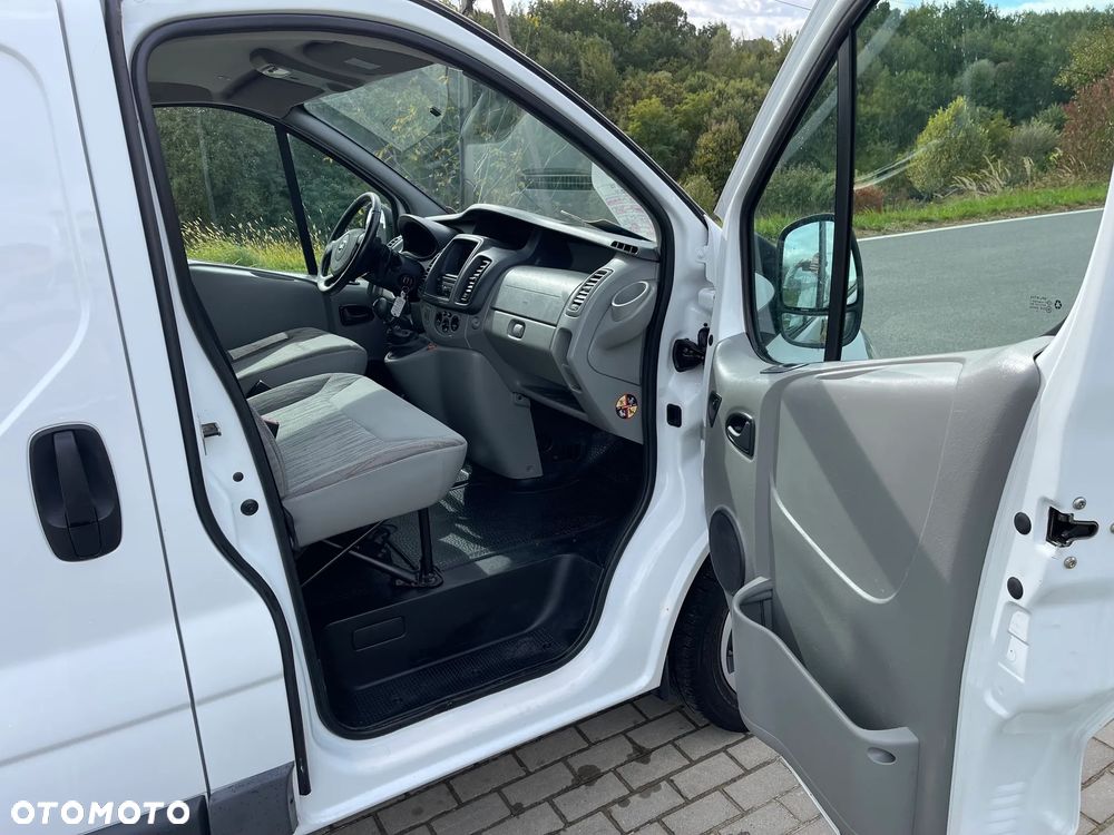 Opel Vivaro - 6