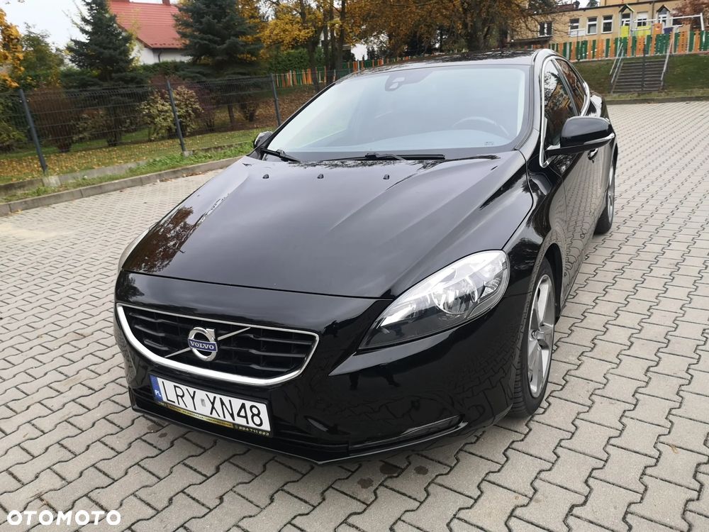 Volvo V40 T3 Momentum - 25