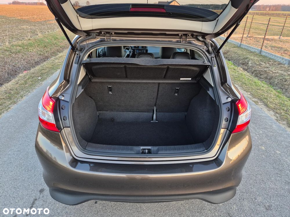 Nissan Pulsar 1.2 DIG-T Tekna - 13