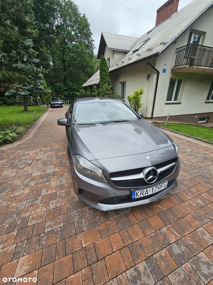 Mercedes-Benz Klasa A 180 7G-DCT Activity Edition - 10