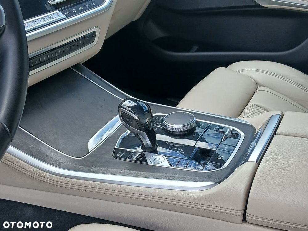 BMW X5 - 25