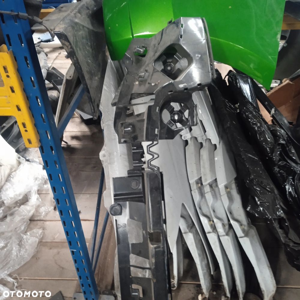 Ślizg zderzaka tylnego BMW F20 7371712 - 2