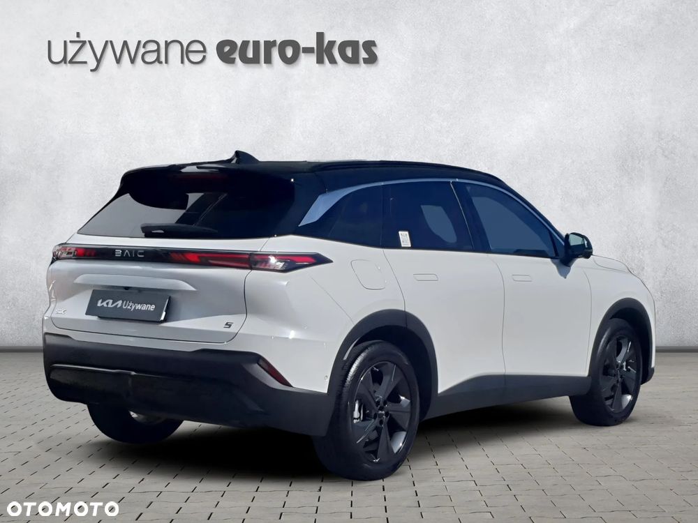 BAIC 5 Beijing 1.5T Luxury DCT - 6