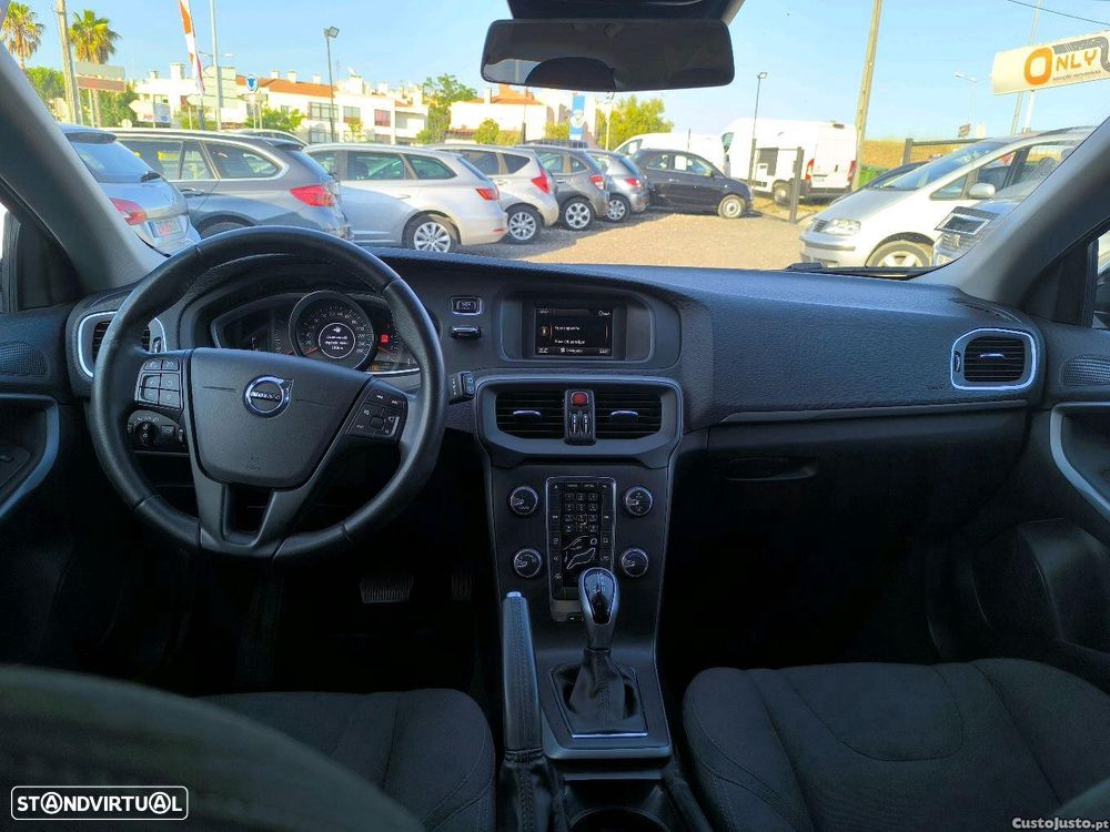 Volvo V40 2.0 D2 Inscription Geartronic - 11