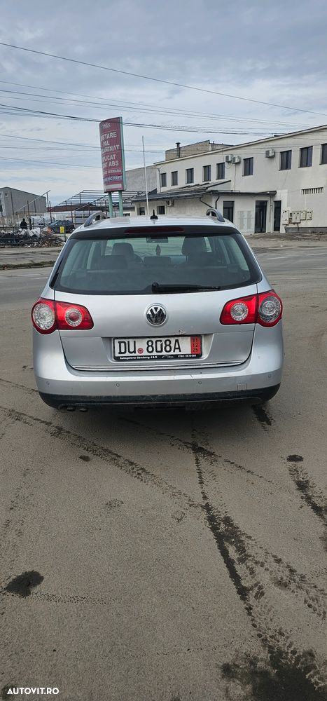 Volkswagen Passat 2.0 TDI DPF DSG Individual Chrom - 5