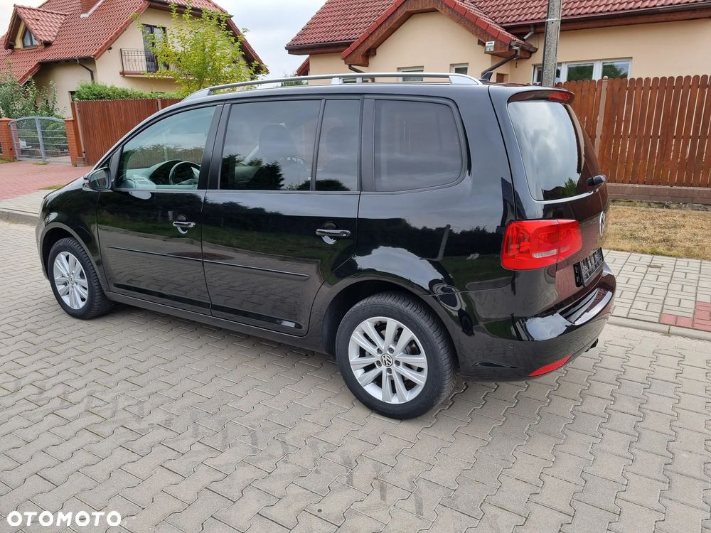 Volkswagen Touran 2.0 TDI DPF DSG STYLE - 3