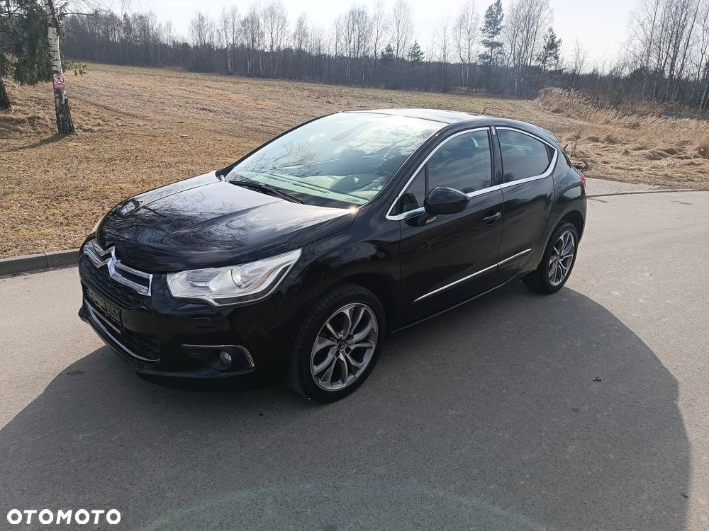 Citroën DS4 HDi 110 SoChic - 13