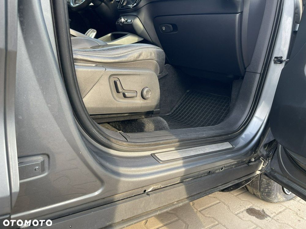 Volvo XC 40 T5 AWD Geartronic R-Design - 11