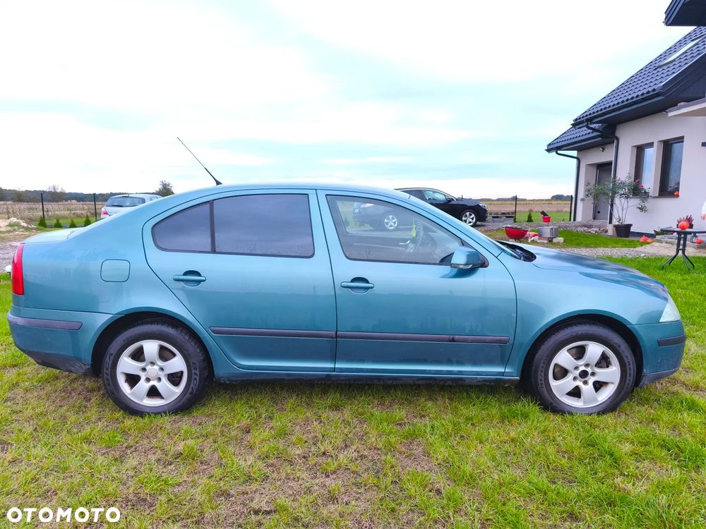 Skoda Octavia 2.0 FSI Elegance - 10