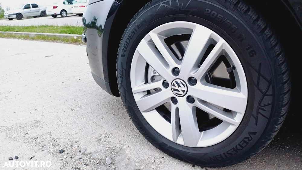 Volkswagen Golf 2.0 TDI Comfortline DPF - 24