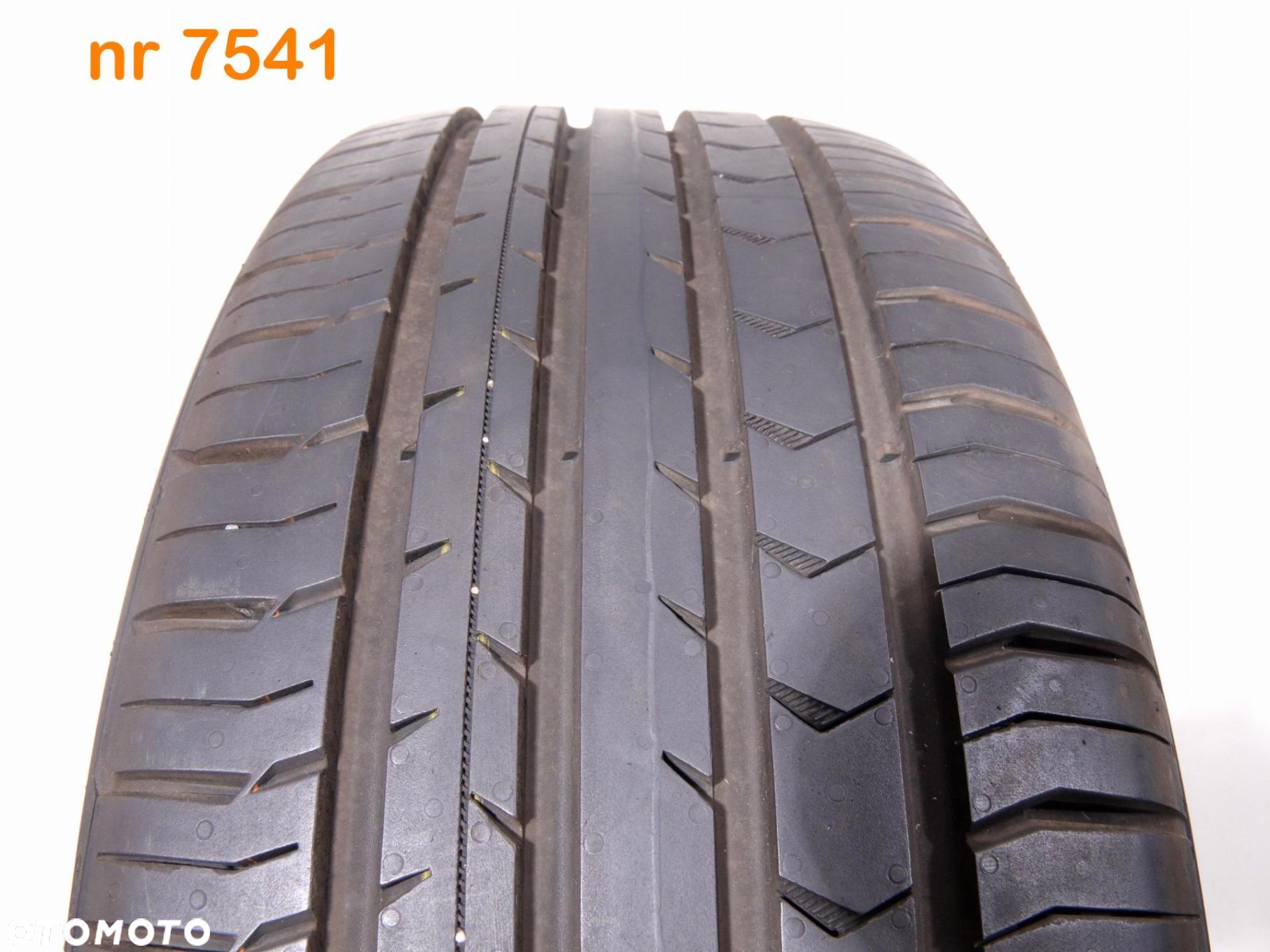 Continental ContiPremiumContact 5 205/55 R17 - 1