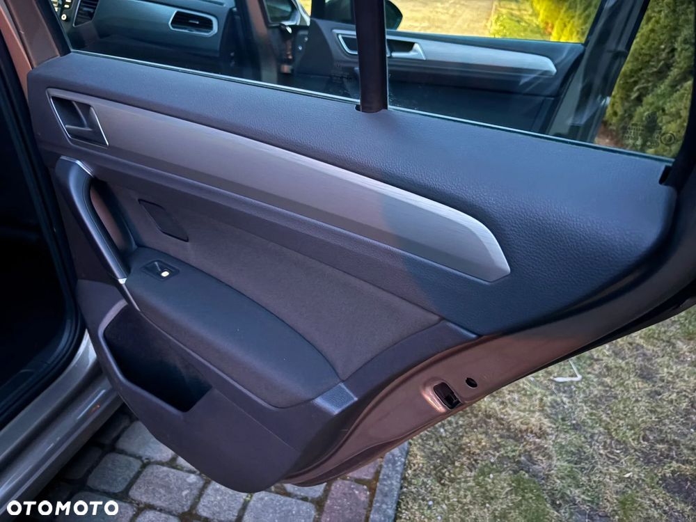Volkswagen Golf Sportsvan SV 1.2 TSI BMT Comfortline - 10