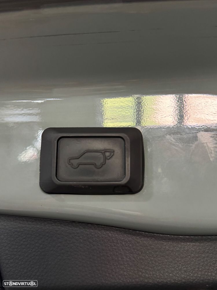 Toyota RAV4 2.5 HDF Comfort - 14