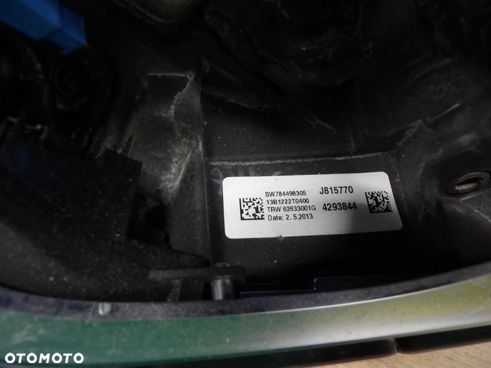 BMW - F30,F31 - M PAKIET - KIEROWNICA - 2