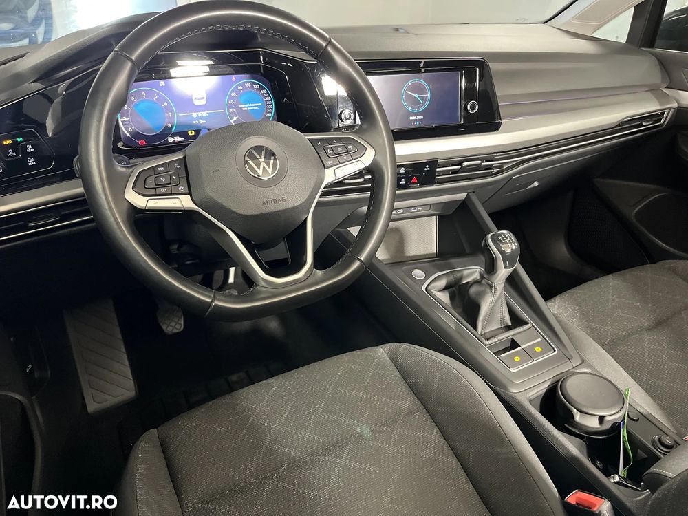Volkswagen Golf - 12