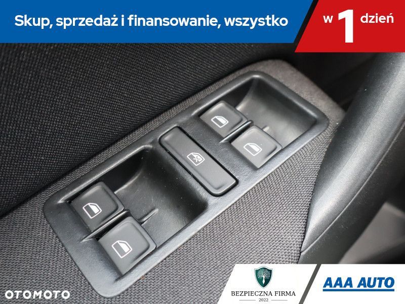 Volkswagen Polo - 18
