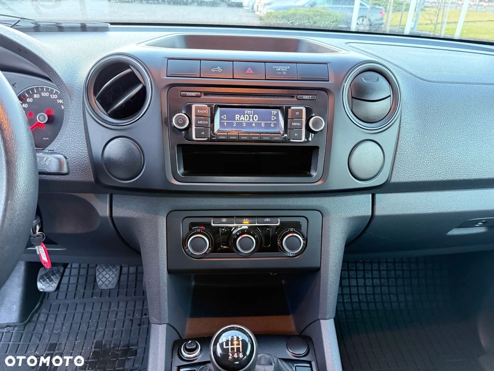 Volkswagen Amarok Double Cab 2.0 TDi Trendline - 11