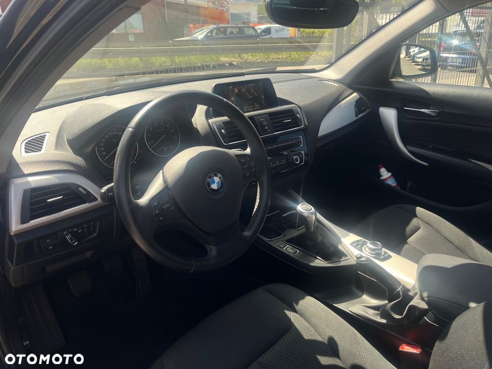 BMW Seria 1 116i Edition Metropolitan - 6