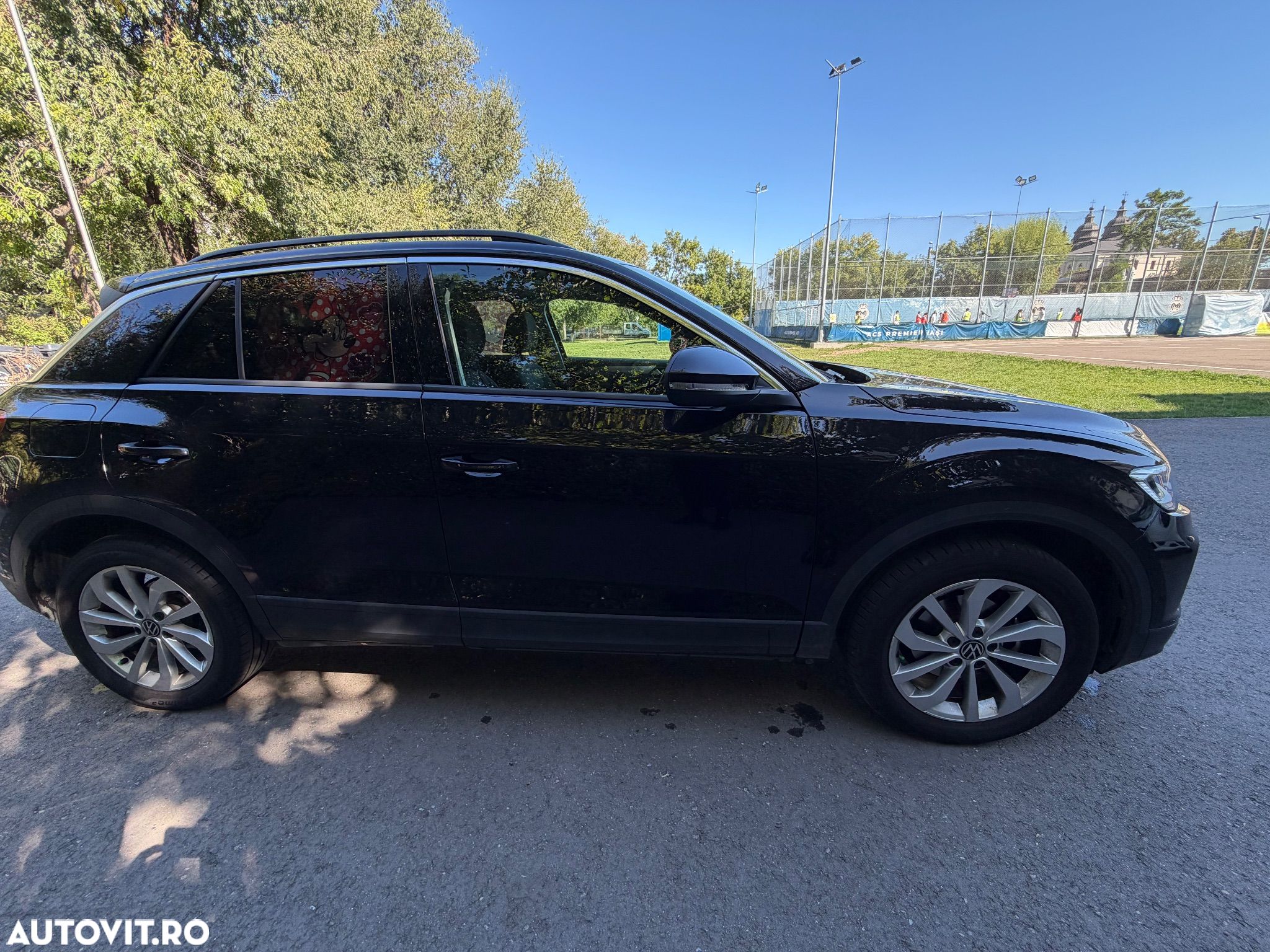 Volkswagen T-ROC 1.5 TSI DSG Advanced - 1
